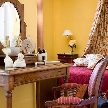 Hotel Le Viscos Saint-Savin  Pokoj fotografie