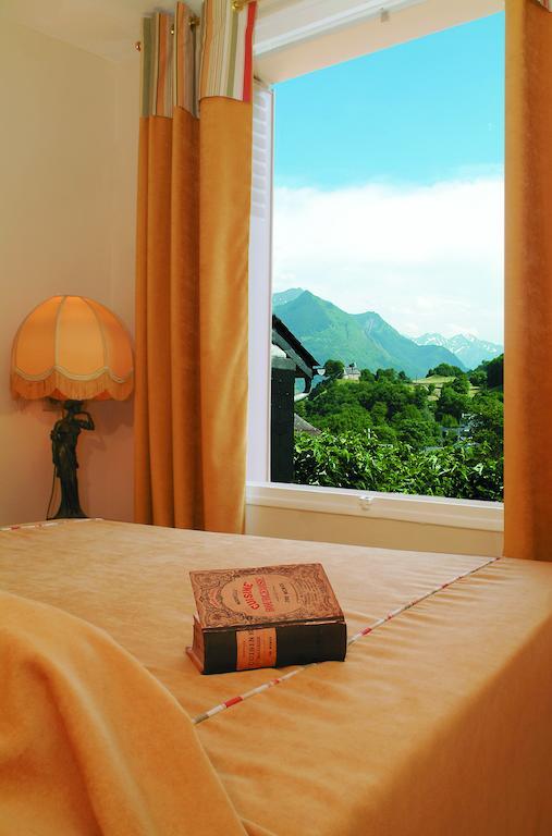 Hotel Le Viscos Saint-Savin  Pokoj fotografie